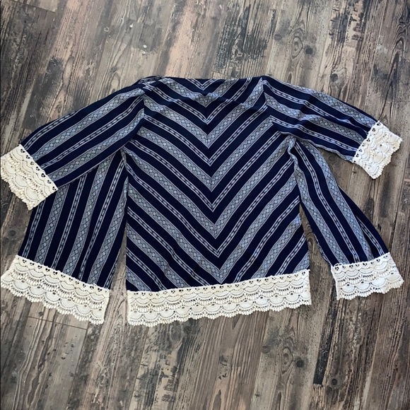 Xhilaration kimono navy blue and ivory - Picture 3 of 3